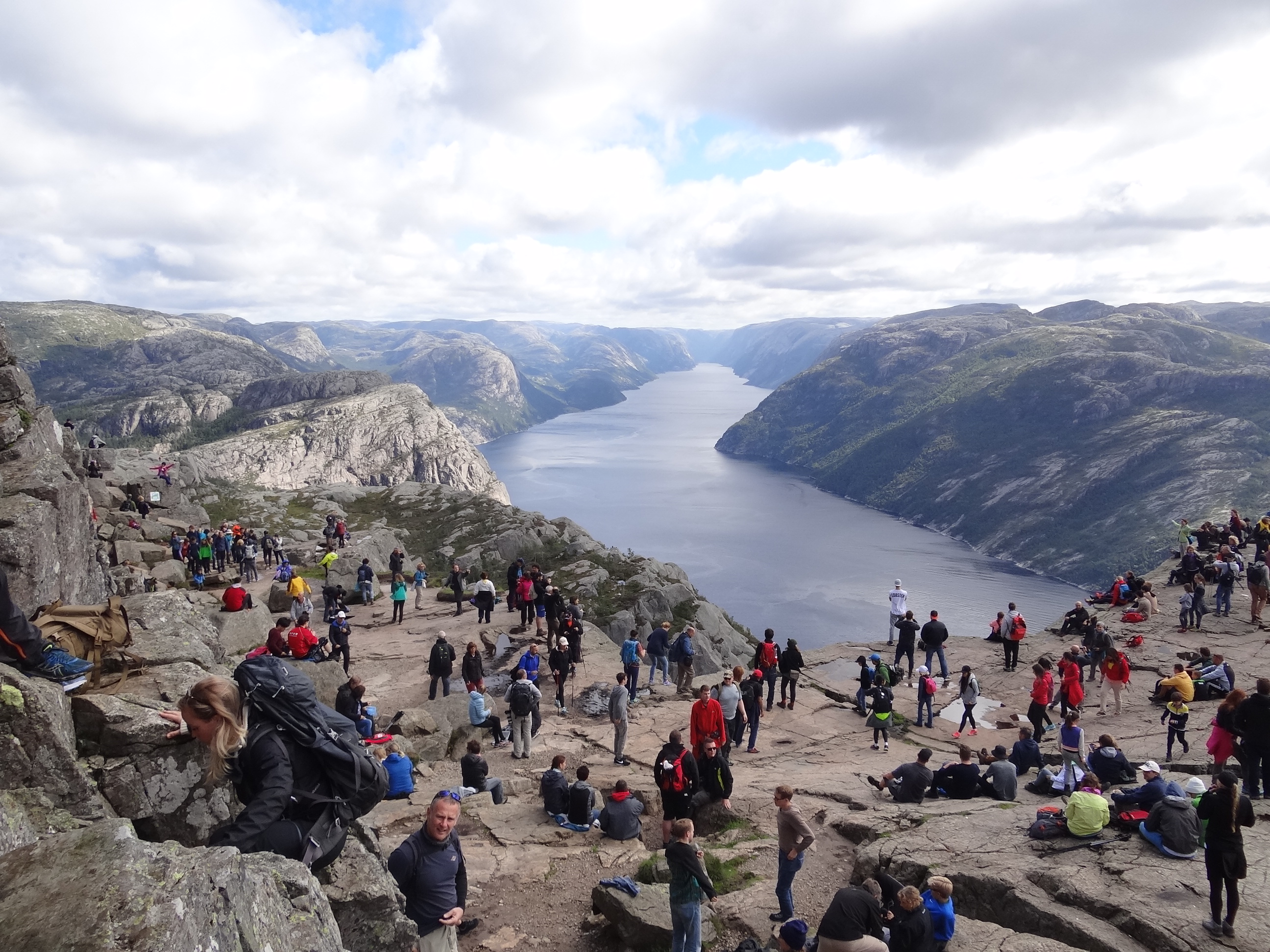atrakcje norwegia preikestolen wyceiczka
