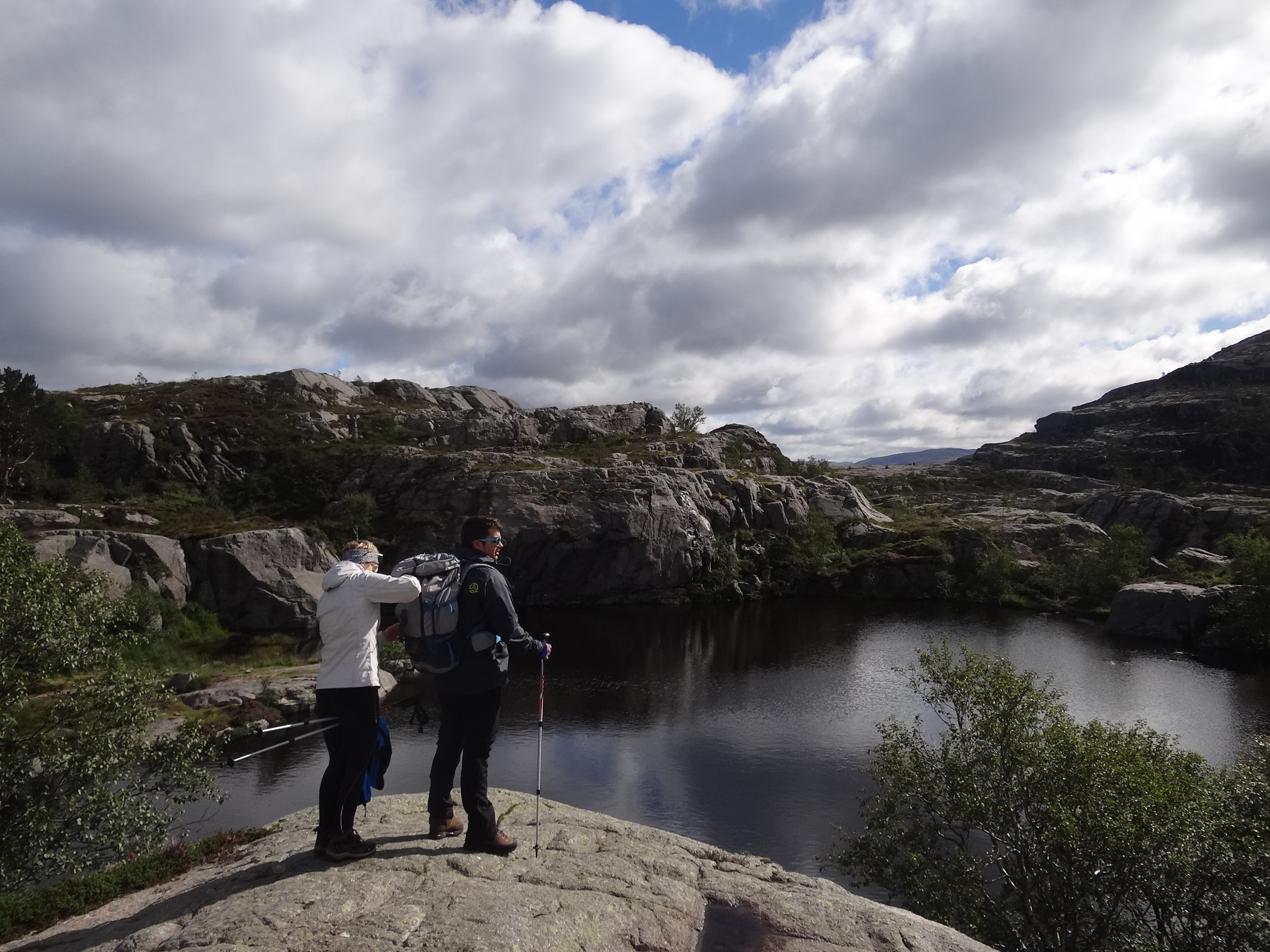 atrakcje norwegia wycieczka preikestolen